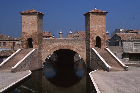 Ferrara terra e acqua